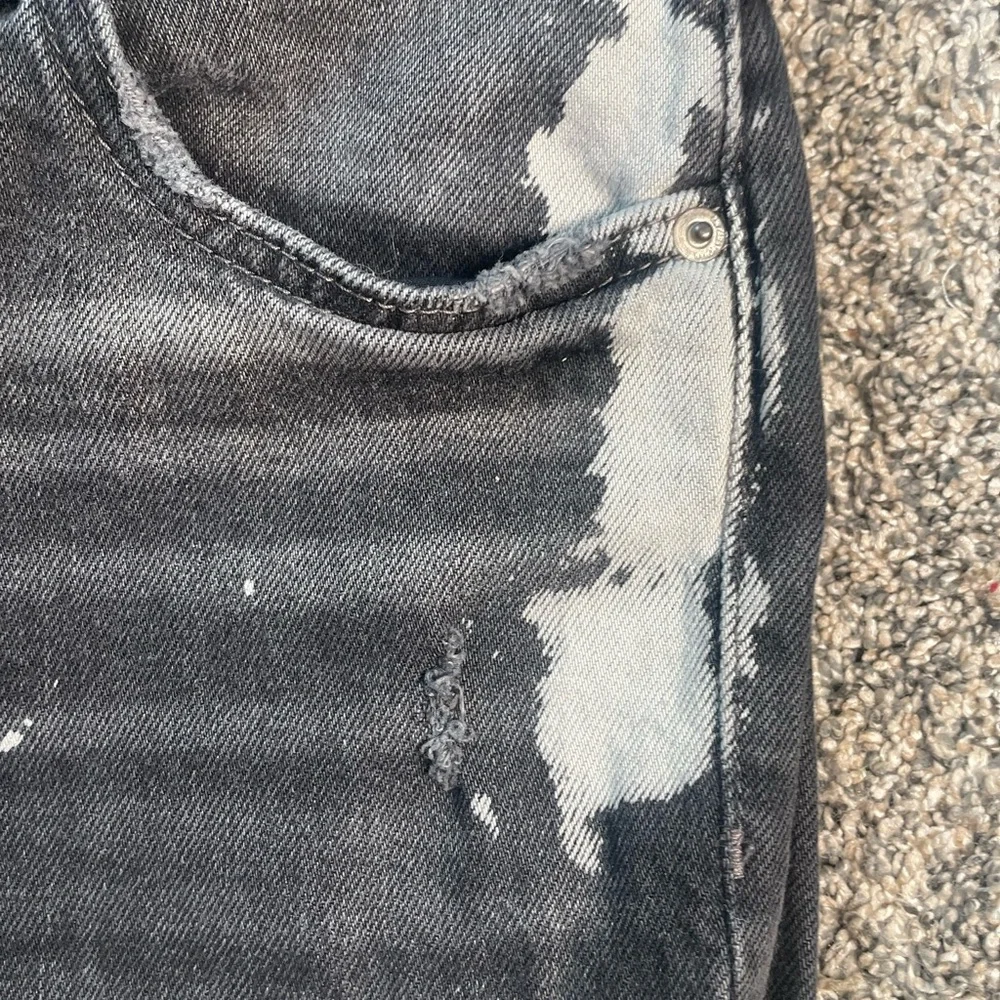 Zara Women’s Black “Paint Splatter” Jeans - Picture 6 of 9